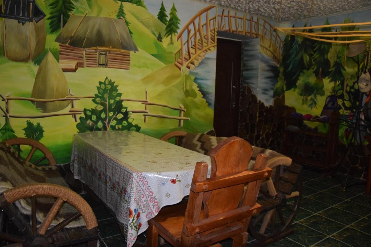 Hotel Kvitkovyi Rai Slavske Esterno foto